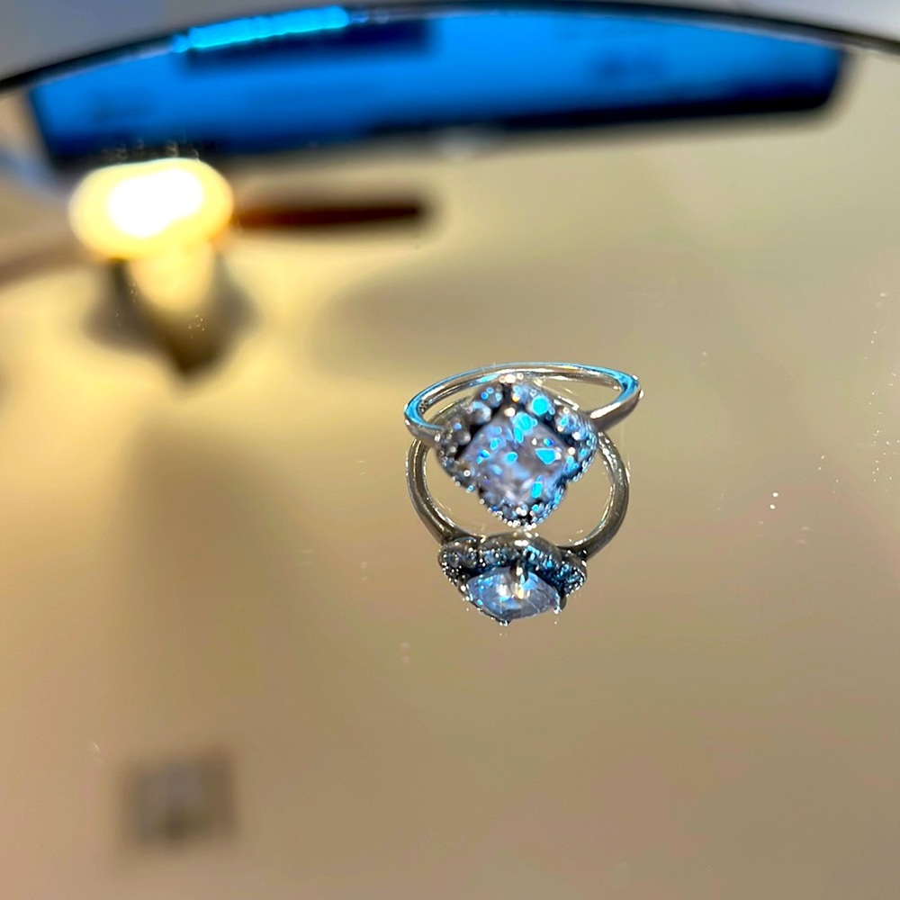 Pandora Ring Sterling Silver. - Picture 1 of 2